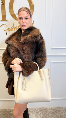 Poseta piele naturala Gusta