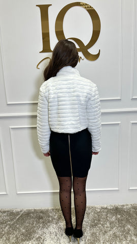 Bolero blana artificiala Emina White