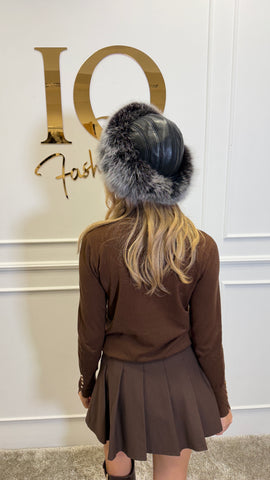 Sapca din blana naturala si piele Isa Grey