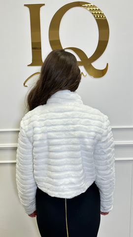 Bolero blana artificiala Emina White