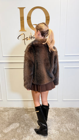 Jacheta blana artificiala Chinti Brown