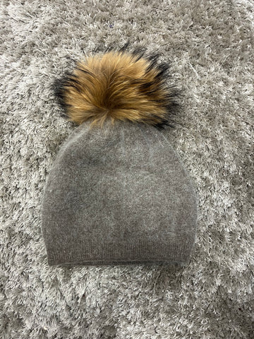 Sapca pompon natural Athena Grey