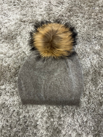 Sapca pompon natural Athena Grey