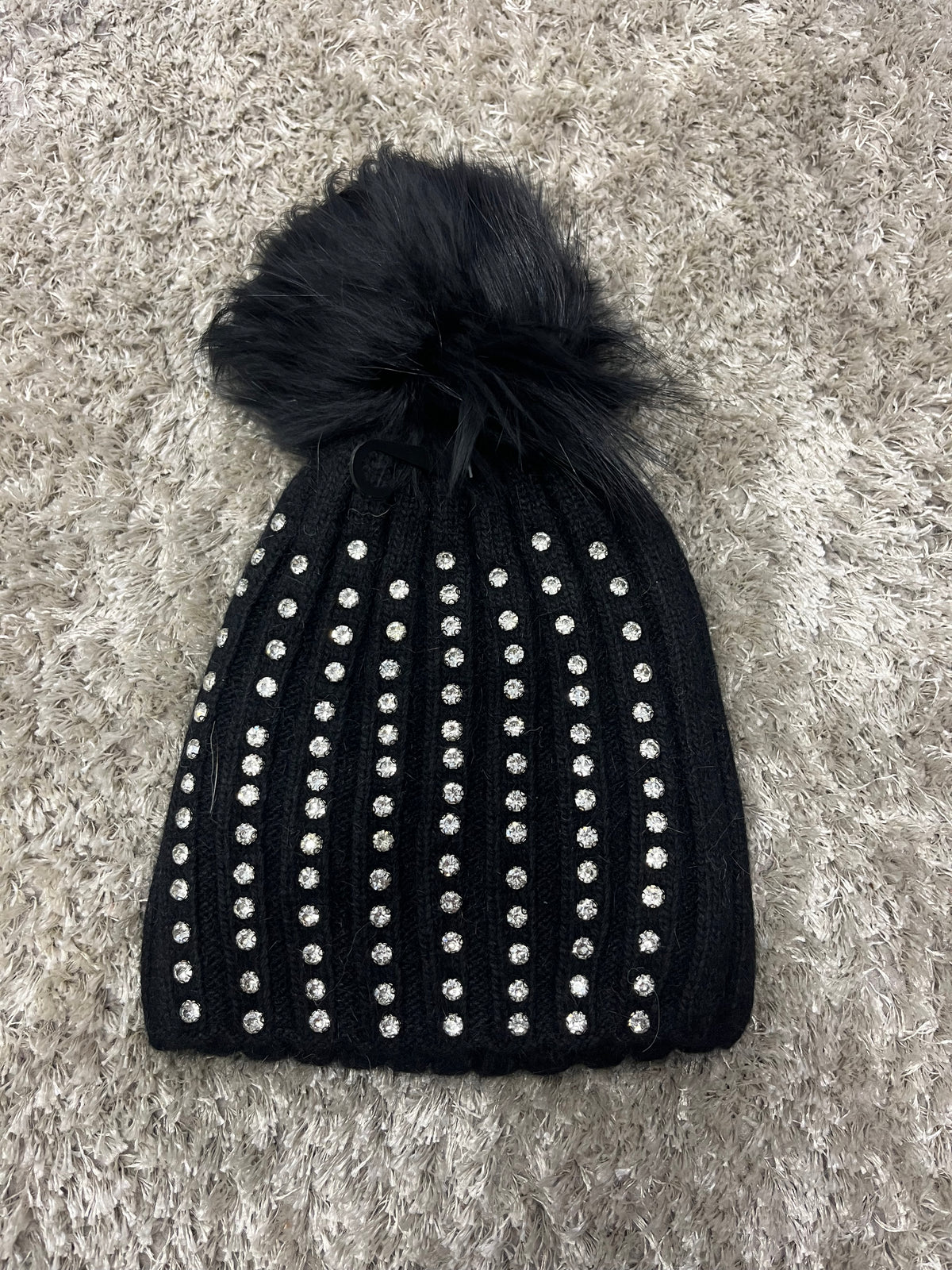 Sapca pompon natural Ellis Black